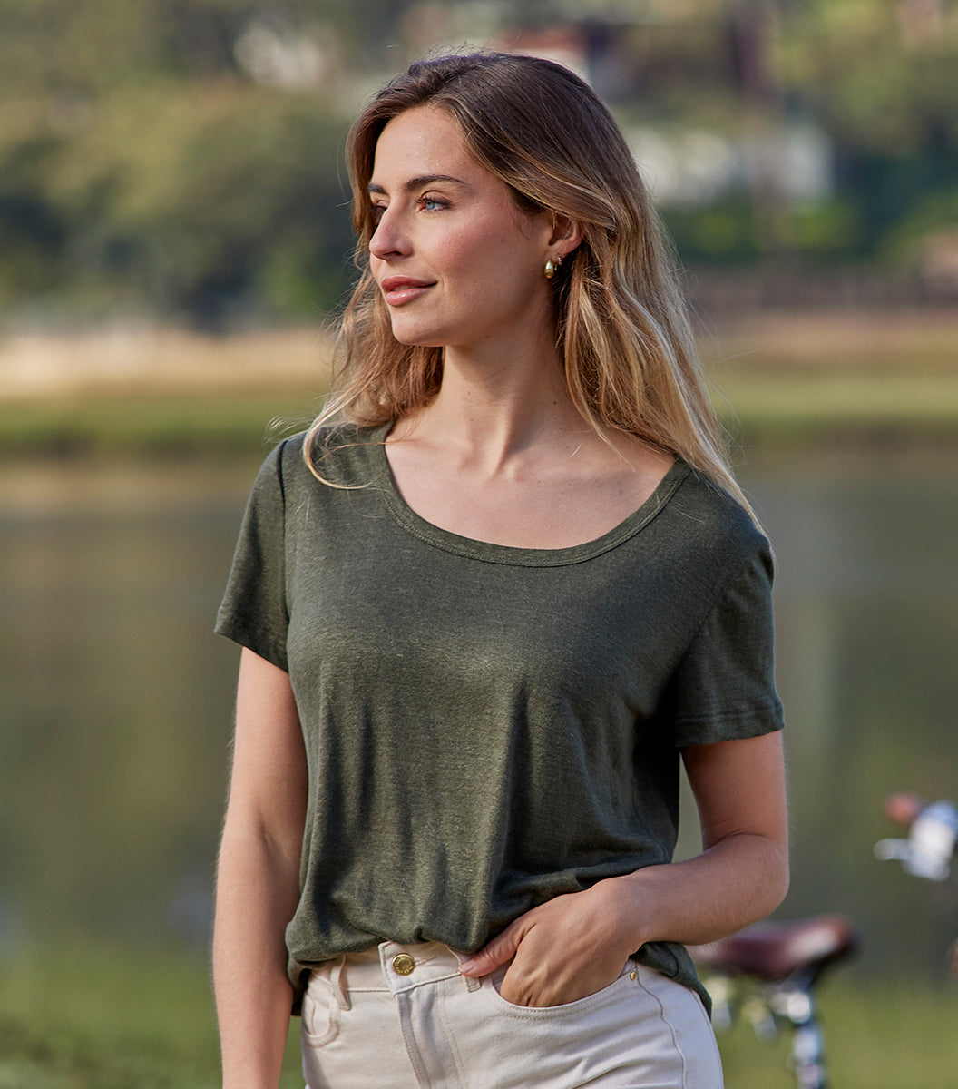 T-shirt Femme en Lin Kaki - Intemporel
